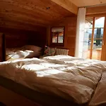 Comfortable Quiet With Great View 아파트 *
