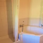 Comfortable Quiet With Great View